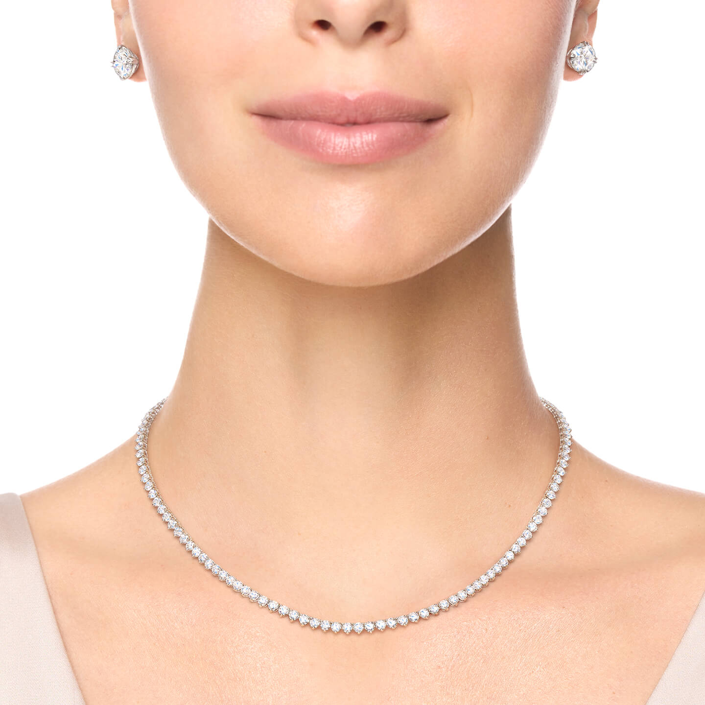 The Sparkling ‘Plus-one’ at Every Event of Life: Discover Timeless Diamond Chains for Women