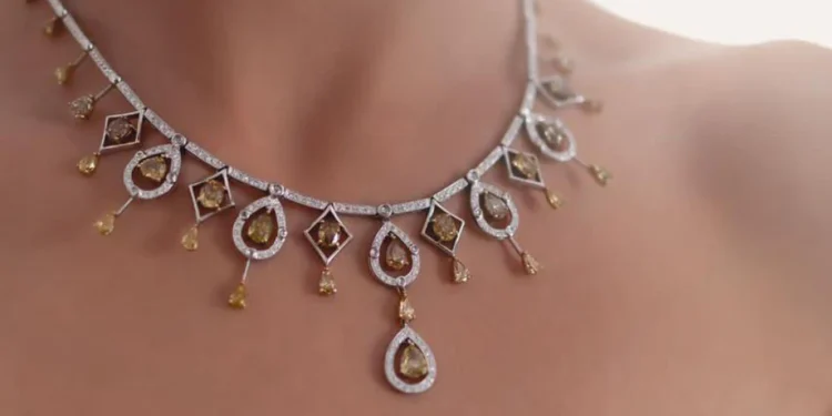 Anniversary Gifting Ideas: Minimalist Diamond Necklace Designs for the Sophisticated Soul